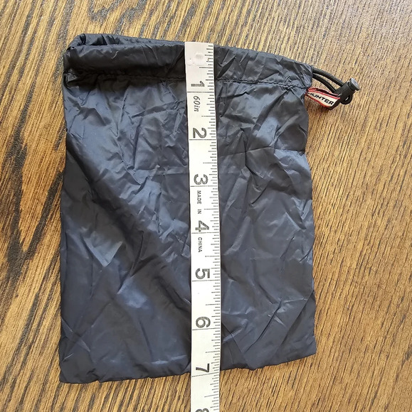 Hunter 5.5"×7" Drawstring Pouch - Picture 3 of 4